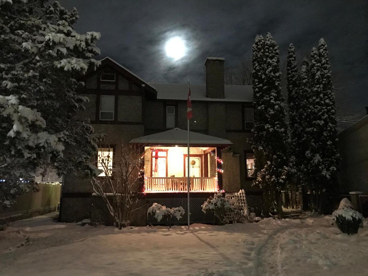 Stirling House Bed & Breakfast Kelowna Exterior photo